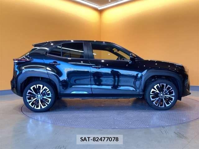Toyota YARIS CROSS 2025-07 6916062-12