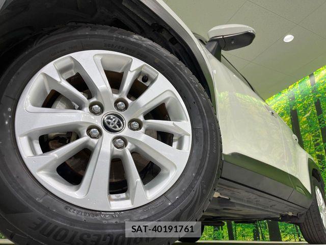 Toyota YARIS CROSS 2020-12 6916093-12