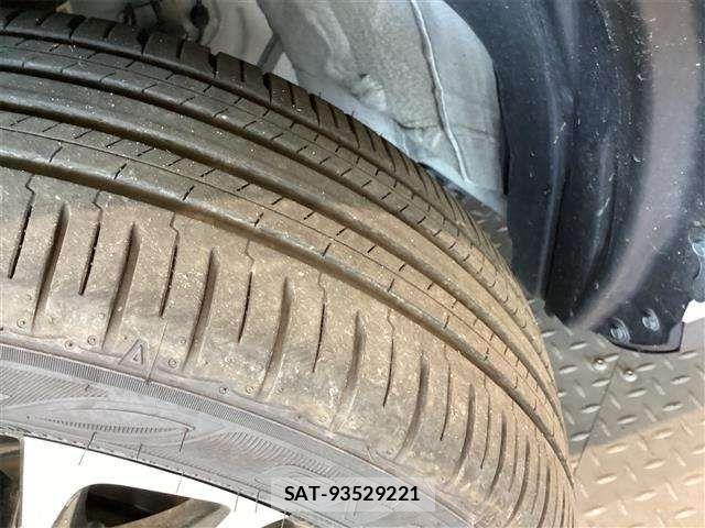 Toyota YARIS CROSS 2024-02 6916046-16