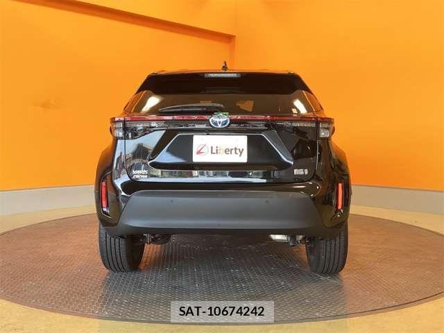 Toyota YARIS CROSS 2022-07 6916066-12