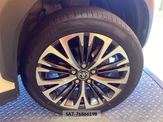Toyota YARIS CROSS 2020-12 6916082-16