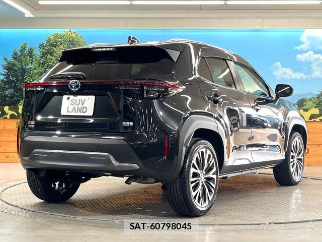 Toyota YARIS CROSS 2023-08 6916065-16