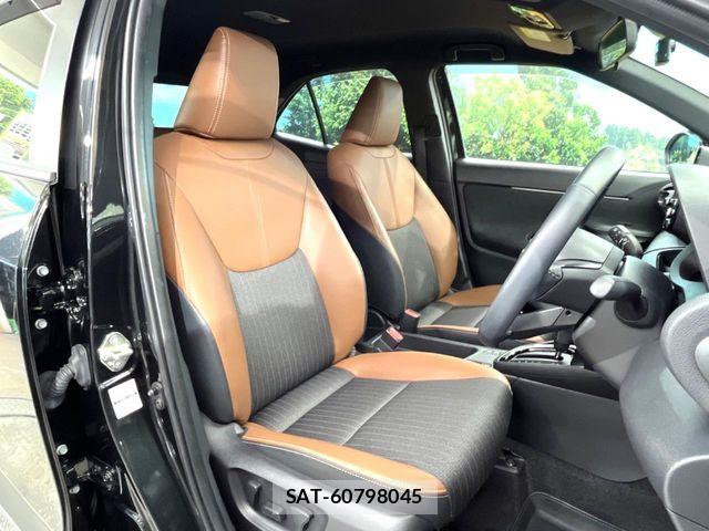 Toyota YARIS CROSS 2023-08 6916065-7