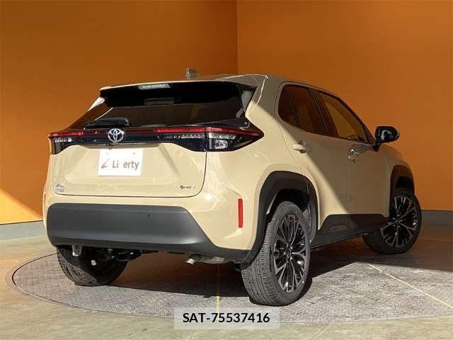 Toyota YARIS CROSS 2025-07 6916049-10