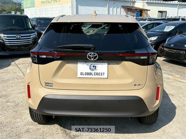 Toyota YARIS CROSS 2025-10 6916079-13