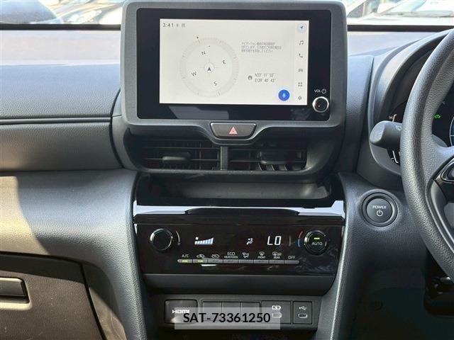 Toyota YARIS CROSS 2025-10 6916079-22