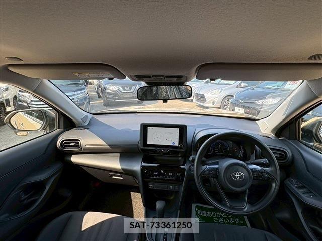Toyota YARIS CROSS 2025-10 6916079-2