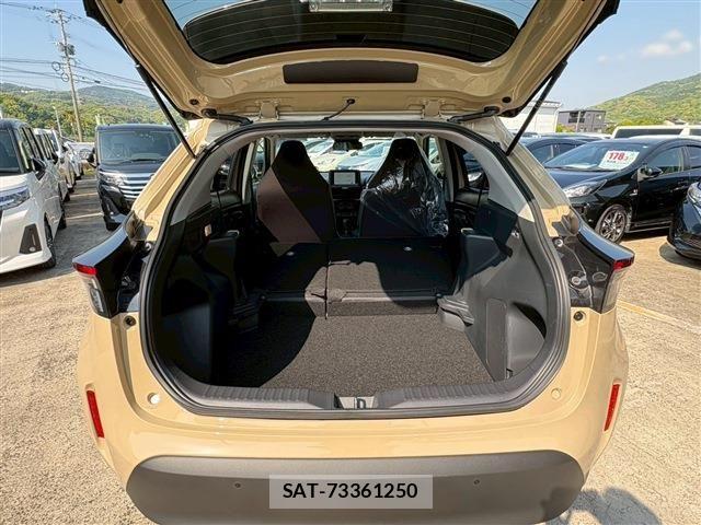 Toyota YARIS CROSS 2025-10 6916079-7