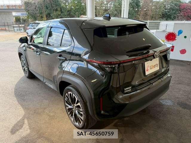 Toyota YARIS CROSS 2024-02 6916068-13
