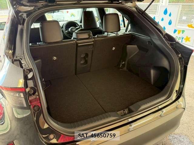 Toyota YARIS CROSS 2024-02 6916068-18