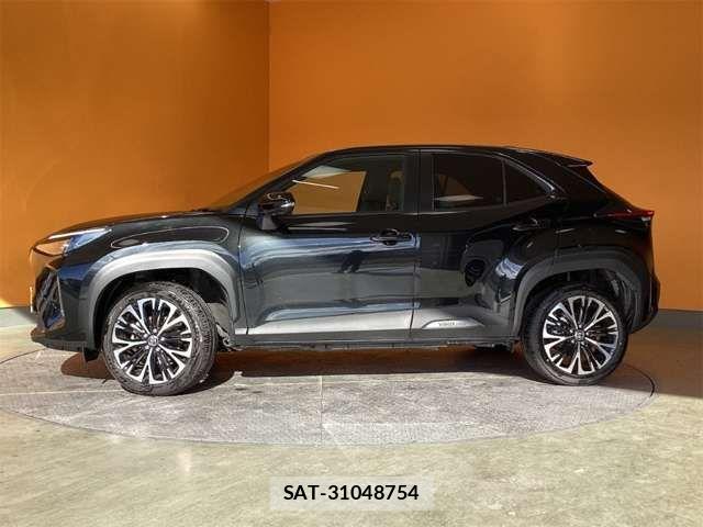 Toyota YARIS CROSS 2025-07 6916059-10