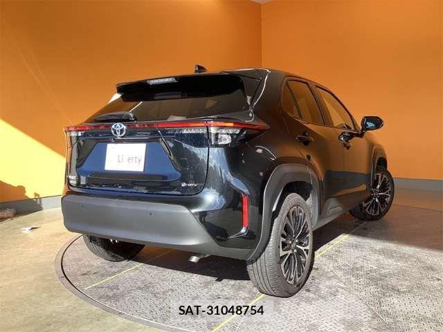 Toyota YARIS CROSS 2025-07 6916059-12