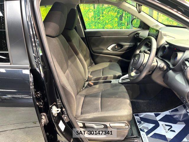 Toyota YARIS CROSS 2022-06 6916081-7