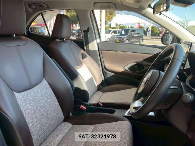 Toyota YARIS CROSS 2021-01 6916083-12