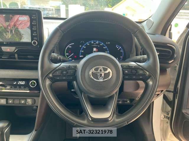 Toyota YARIS CROSS 2021-01 6916083-14