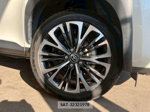 Toyota YARIS CROSS 2021-01 6916083-17