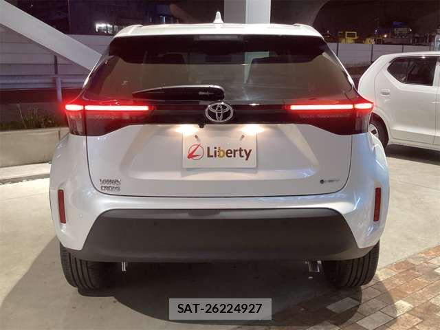 Toyota YARIS CROSS 2026-01 6916042-8