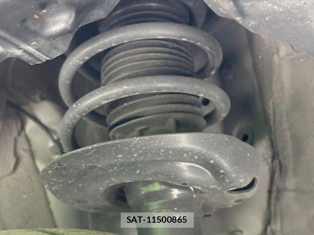 Toyota YARIS CROSS 2021-08 6916091-19