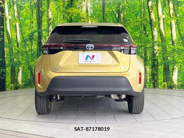 Toyota YARIS CROSS 2021-12 6916106-14