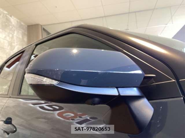 Toyota YARIS CROSS 2025-07 6916045-12