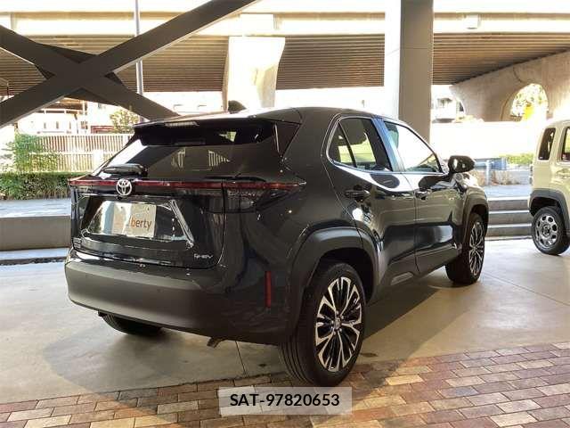 Toyota YARIS CROSS 2025-07 6916045-15