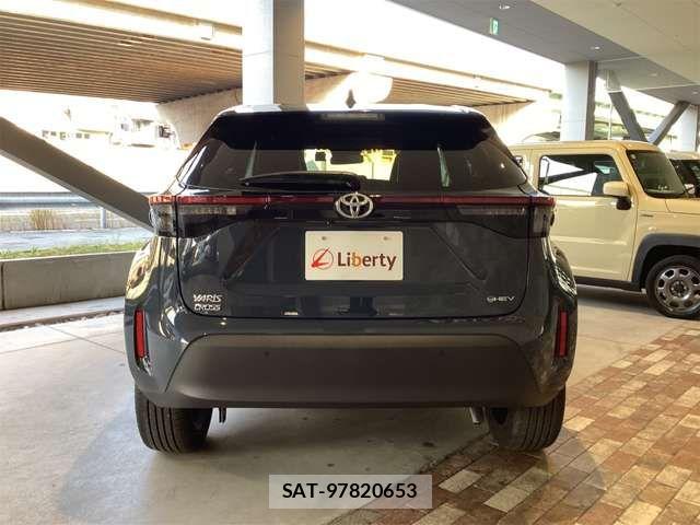 Toyota YARIS CROSS 2025-07 6916045-16
