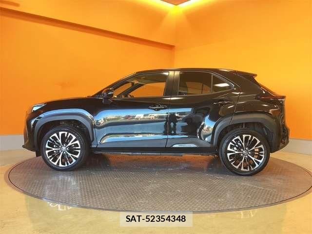 Toyota YARIS CROSS 2025-07 6916048-14