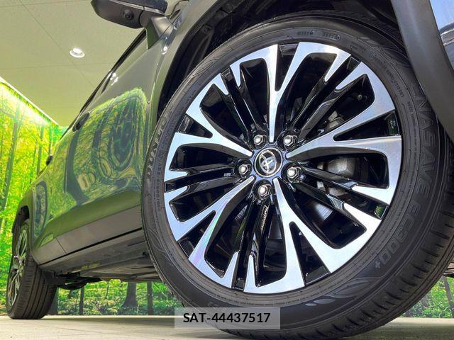 Toyota YARIS CROSS 2024-10 6999343-12