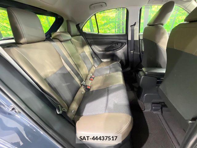 Toyota YARIS CROSS 2024-10 6999343-8