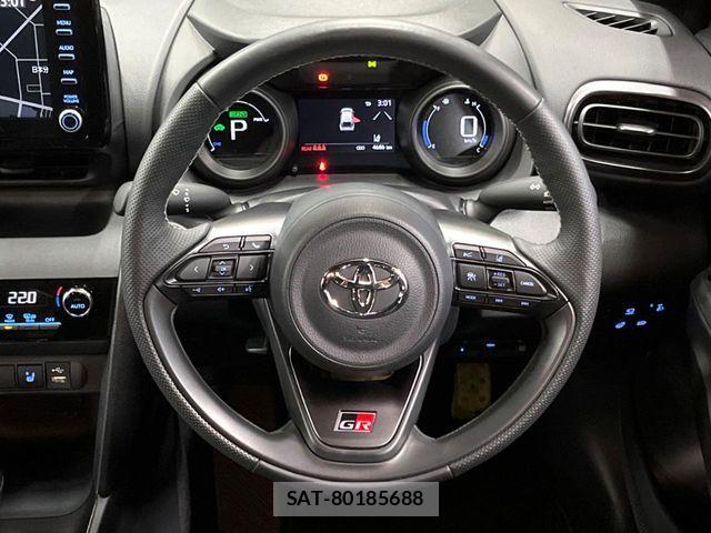 Toyota YARIS CROSS 2023-08 6999346-10
