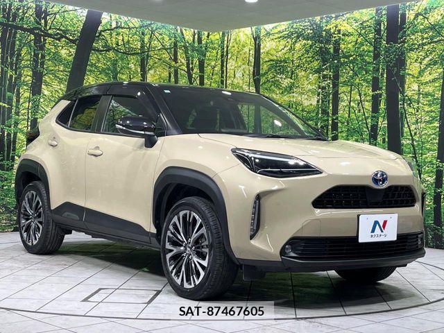 Toyota YARIS CROSS 2023-12 6999348-16
