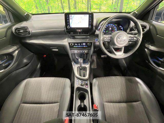 Toyota YARIS CROSS 2023-12 6999348-1