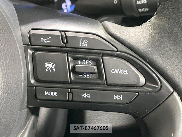 Toyota YARIS CROSS 2023-12 6999348-5