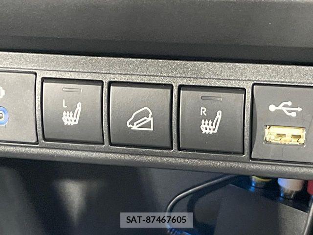 Toyota YARIS CROSS 2023-12 6999348-7