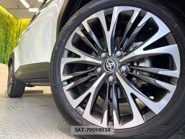 Toyota YARIS CROSS 2023-03 6999351-12