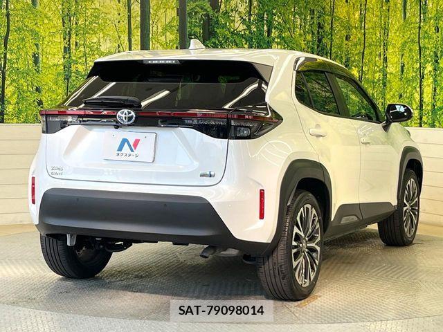 Toyota YARIS CROSS 2023-03 6999351-16