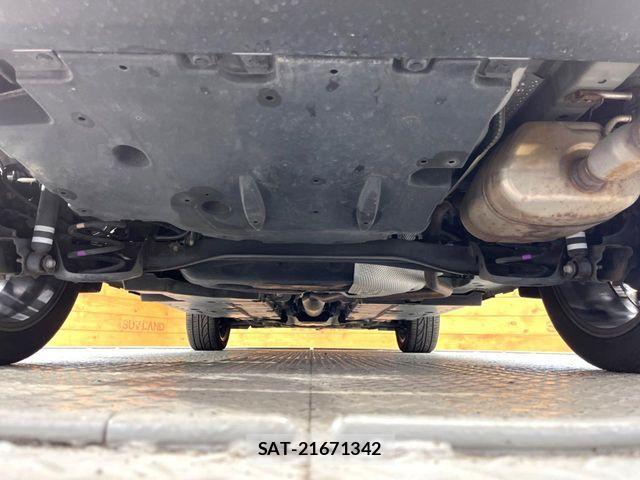 Toyota YARIS CROSS 2021-07 6999356-18
