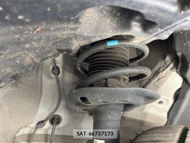 Toyota YARIS CROSS 2023-05 6999344-19