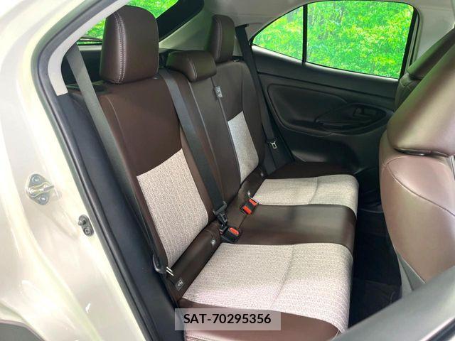 Toyota YARIS CROSS 2022-01 6999359-10