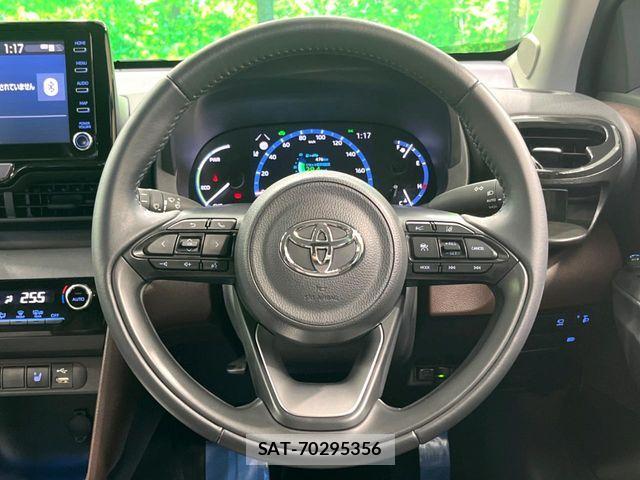 Toyota YARIS CROSS 2022-01 6999359-12