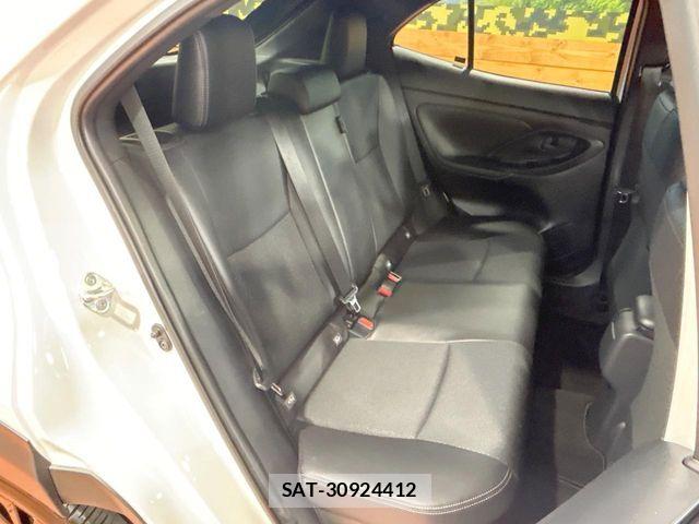 Toyota YARIS CROSS 2025-05 6999340-9