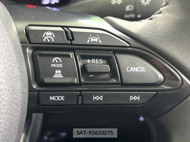 Toyota YARIS CROSS 2024-10 6999349-4