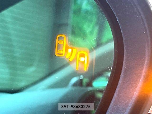 Toyota YARIS CROSS 2024-10 6999349-5