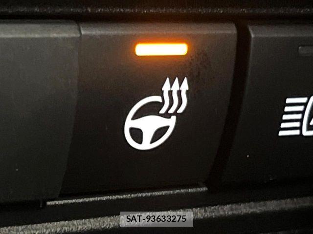Toyota YARIS CROSS 2024-10 6999349-7