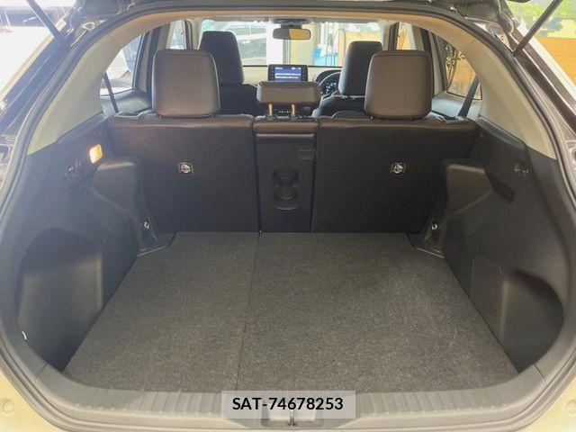 Toyota YARIS CROSS 2021-12 6999357-10
