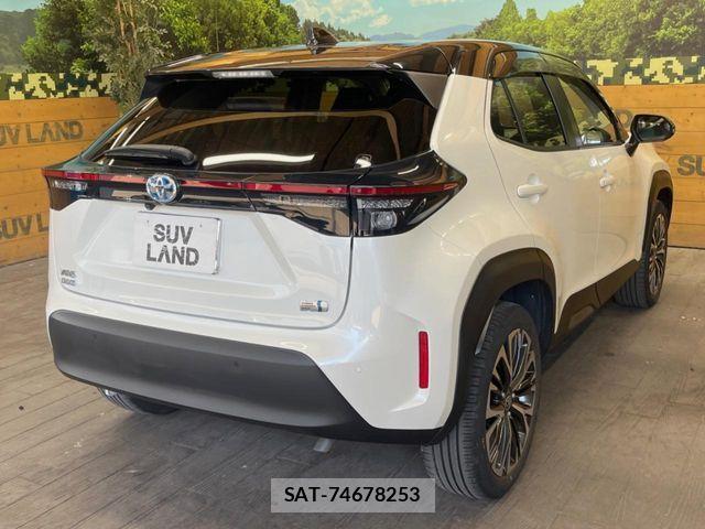 Toyota YARIS CROSS 2021-12 6999357-17