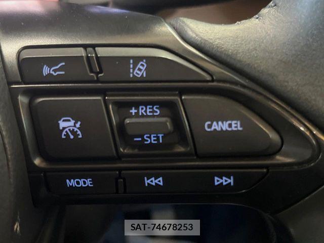 Toyota YARIS CROSS 2021-12 6999357-4