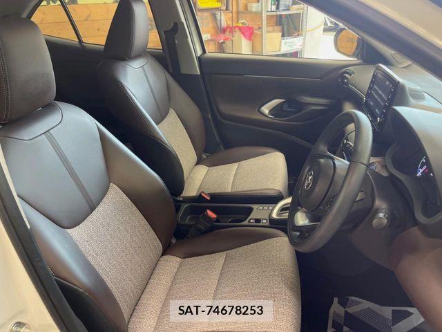 Toyota YARIS CROSS 2021-12 6999357-8