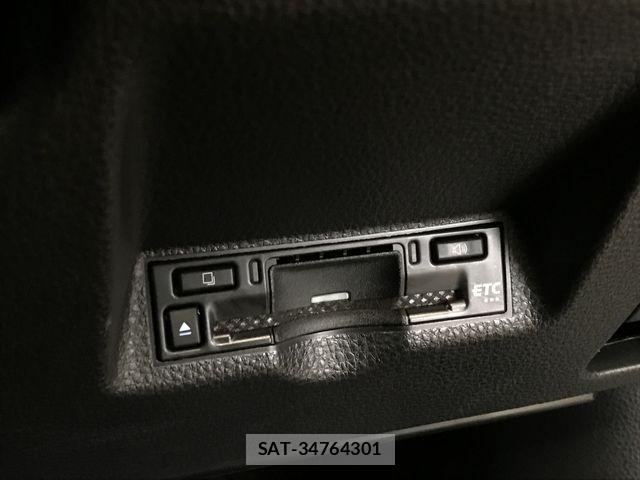Toyota YARIS CROSS 2024-12 6999345-22