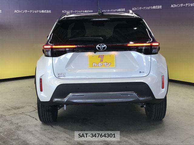 Toyota YARIS CROSS 2024-12 6999345-3